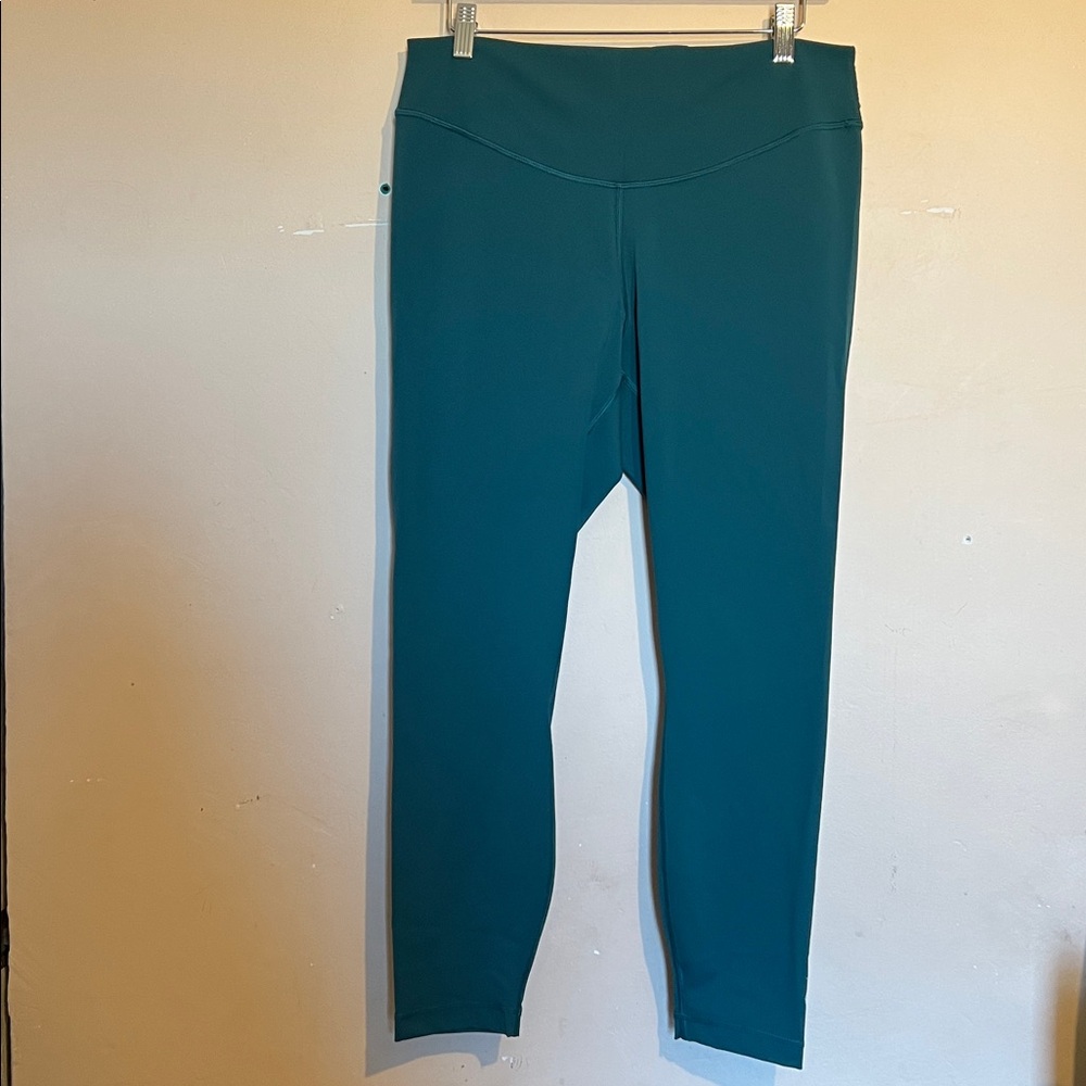 Lululemon dark forest leggings size 14 - Picture 4 of 4